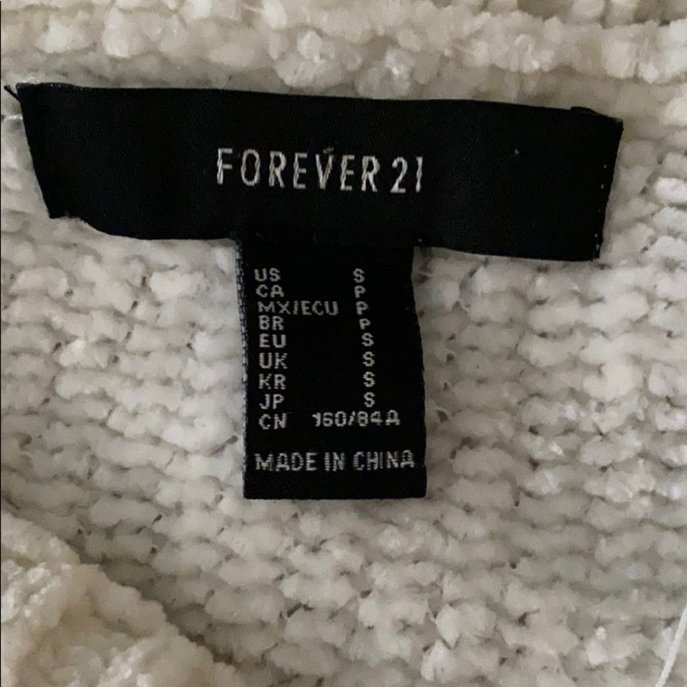 Sweater - Picture 2 of 3
